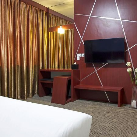 D' Merlion Hotel Sekupang Exterior foto